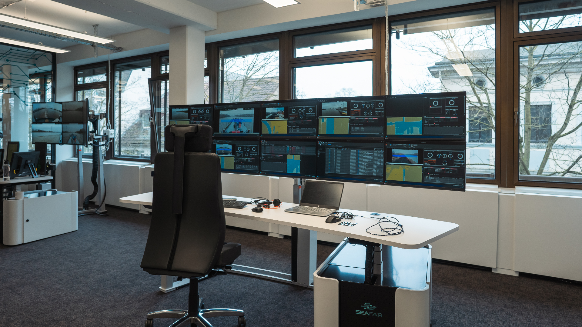 Seafar Remote Operation Center workstation